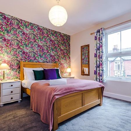 Cosy House With Garden & Parking, Sheffield Villa ภายนอก รูปภาพ