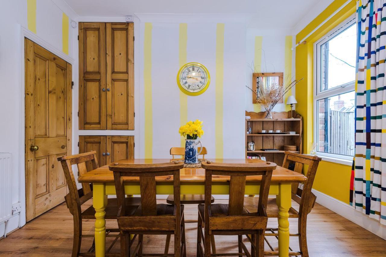 Cosy House With Garden & Parking, Sheffield Villa ภายนอก รูปภาพ