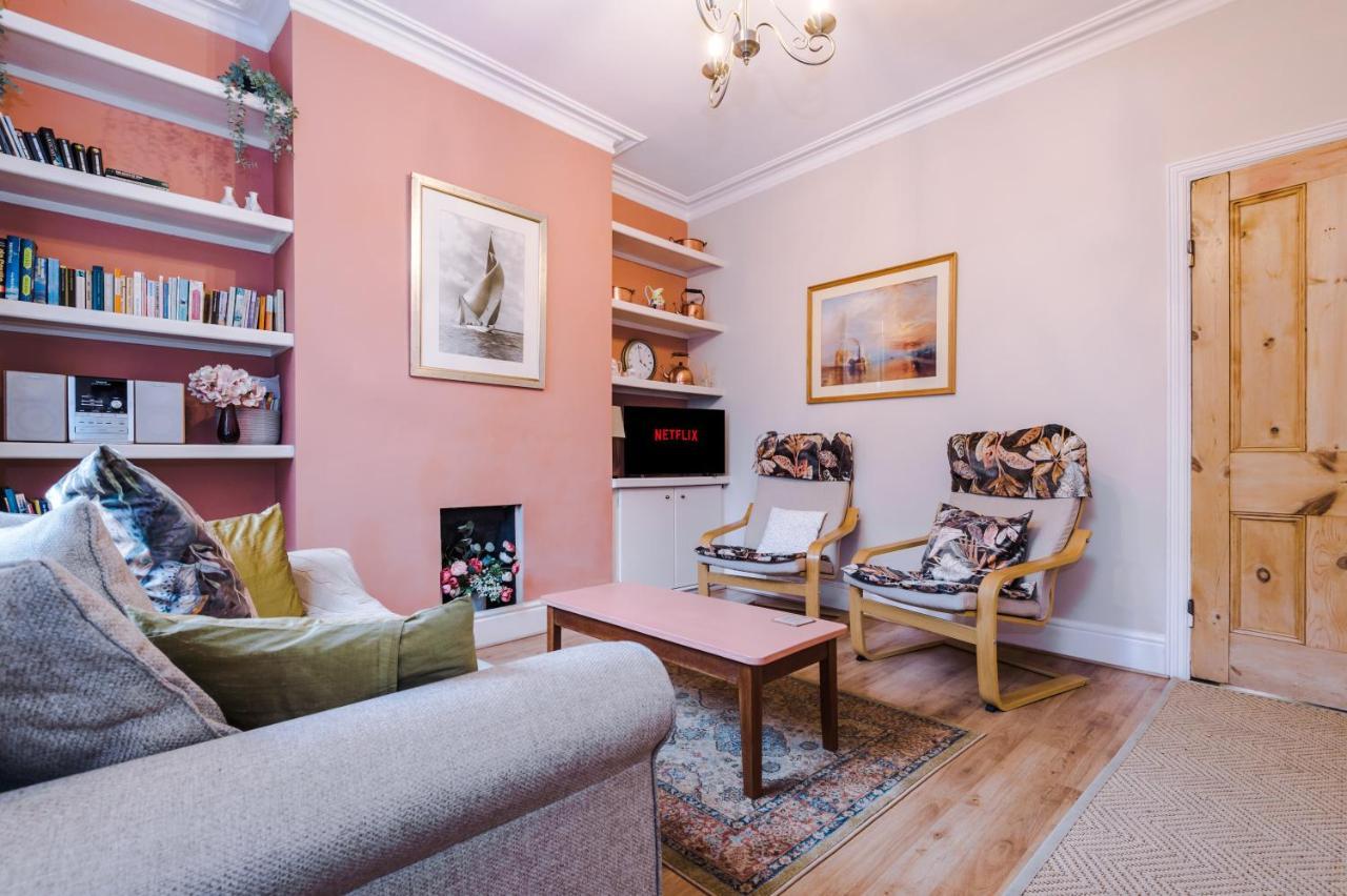 Cosy House With Garden & Parking, Sheffield Villa ภายนอก รูปภาพ