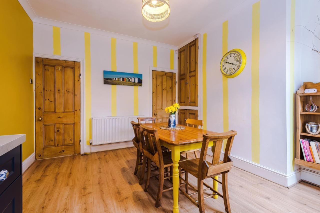 Cosy House With Garden & Parking, Sheffield Villa ภายนอก รูปภาพ