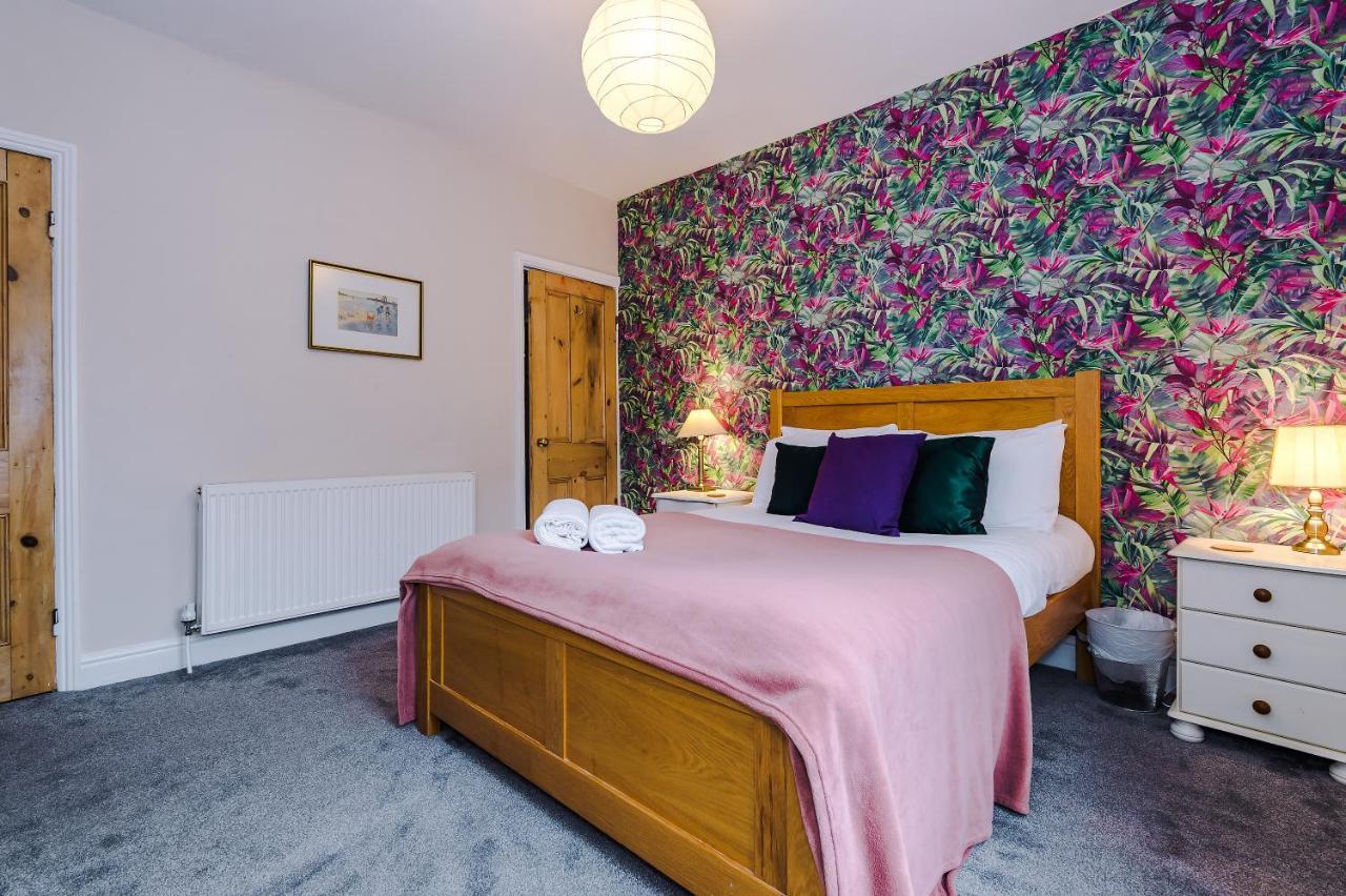 Cosy House With Garden & Parking, Sheffield Villa ภายนอก รูปภาพ